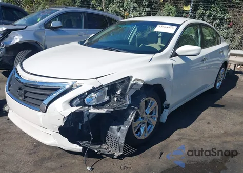 2015 Nissan Altima 2.5 Sv из США, поврежденный, VIN 1N4AL3AP3FC175039